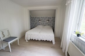 Anfasteröd Gårdsvik
