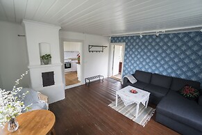 Anfasteröd Gårdsvik