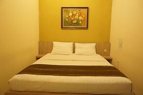 Aleyra Hotel and Villa Garut