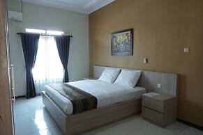 Aleyra Hotel and Villa Garut