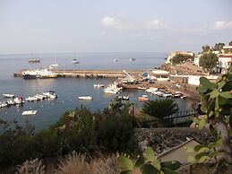 Villa Mariella Pittorino B&B