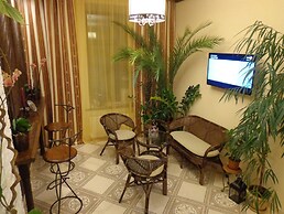 My Favorite Garden Hotel