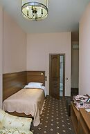 My Favorite Garden Hotel