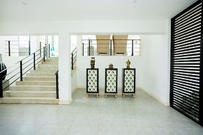 Green Turtle Villa by The Serendipity Collection