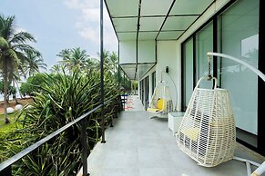 Green Turtle Villa by The Serendipity Collection