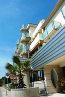 Hotel Capitol