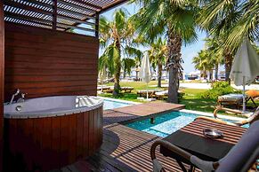 Risus Beach Resort Hotel