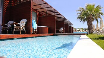 Risus Beach Resort Hotel