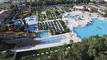 Risus Beach Resort Hotel