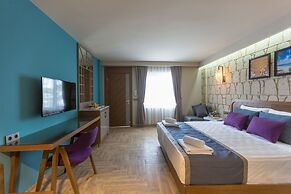 Risus Beach Resort Hotel