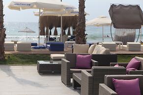 Risus Beach Resort Hotel