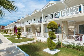 Risus Beach Resort Hotel
