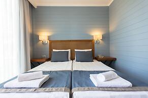 Risus Beach Resort Hotel