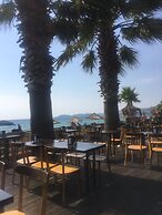 Risus Beach Resort Hotel