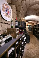 Château Le Prieuré - La Maison Younan