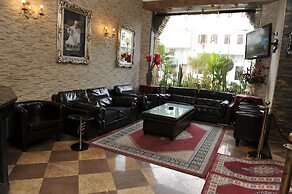 Hotel Darna