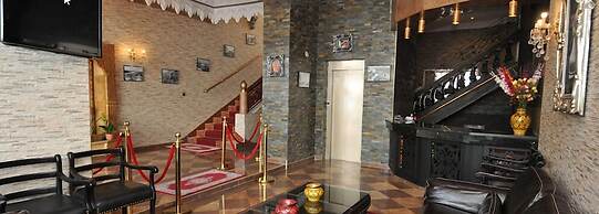 Hotel Darna