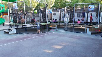 Bungalows Camping Alpha Madrid