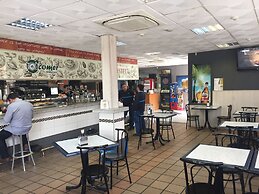 Bungalows Camping Alpha Madrid