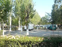 Bungalows Camping Alpha Madrid