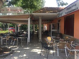 Bungalows Camping Alpha Madrid