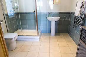 Old Pier Cottage B&B