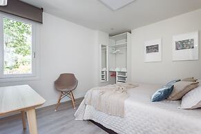 BCN Design Apartment with Portable Wifi