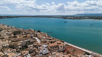 Palazzo Giunta - Porta Marina Ortigia