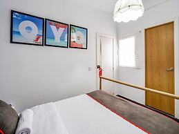 OYO Ruzafa Guesthouse