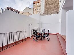 OYO Ruzafa Guesthouse