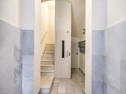 OYO Ruzafa Guesthouse