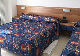Hotel Athena