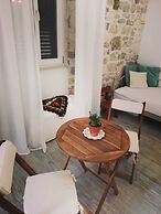 Apartments and Rooms Djanovic