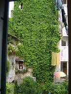 Apartments and Rooms Djanovic