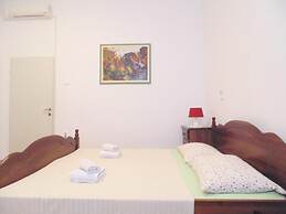 Apartments and Rooms Djanovic