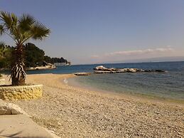 Apartments and Rooms Djanovic