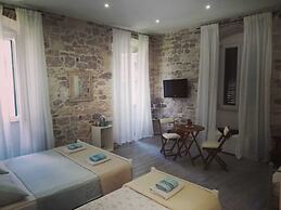 Apartments and Rooms Djanovic