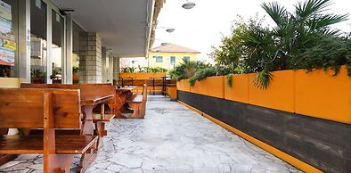 Hotel Morfeo - Young People Hotels