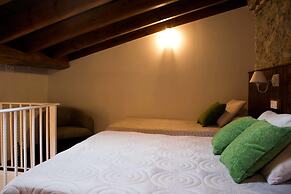 Hotel y Apartamentos El Camín