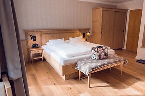 ZILLERTALERHOF - Alpine Hideway