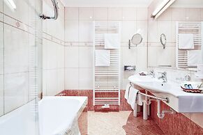 ZILLERTALERHOF - Alpine Hideway