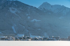 ZILLERTALERHOF - Alpine Hideway