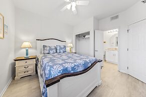 Lighthouse Condos by Hosteeva