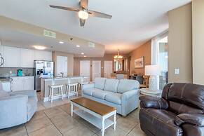 Lighthouse Condos by Hosteeva