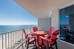 Lighthouse Condos by Hosteeva