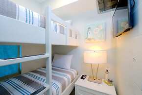 Lighthouse Condos by Hosteeva