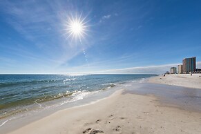 Lighthouse Condos by Hosteeva