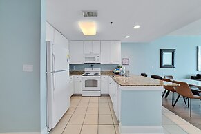 Lighthouse Condos by Hosteeva