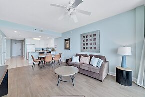 Lighthouse Condos by Hosteeva