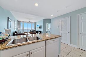 Lighthouse Condos by Hosteeva